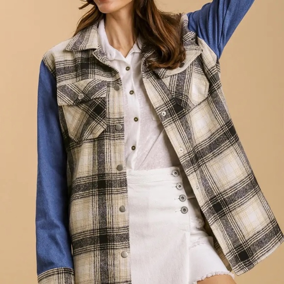 Umgee Tops - New UMGEE Plaid Flannel Fringe Shacket Magenta Black Snap Up Denim Sleeves